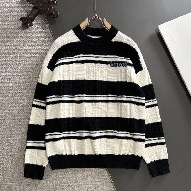 G*u*i sweaters